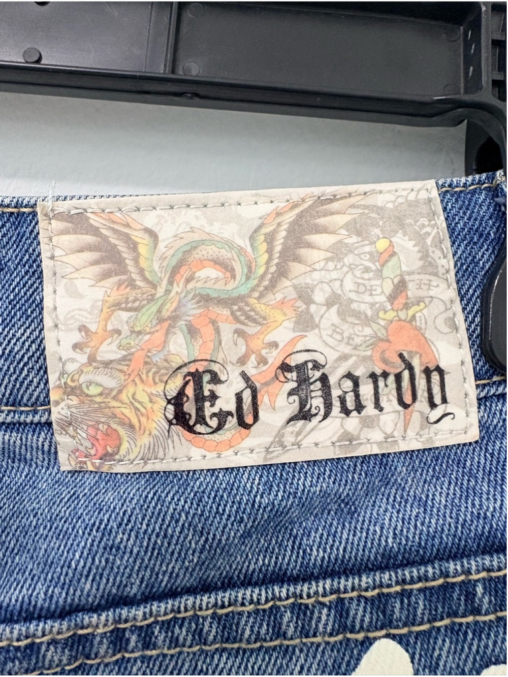 Ed Hardy Tattoo Graphic Wide Leg Jeans Sz 26 Light Wash EUC #309 - Picture 8 of 14